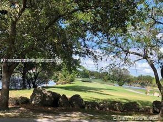 13875 SW 64th St 13875, Miami, FL 33183