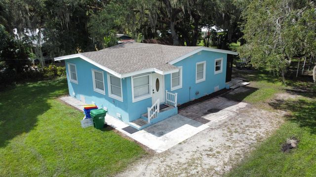 1806 SW 2 Avenue, Okeechobee, FL 34974