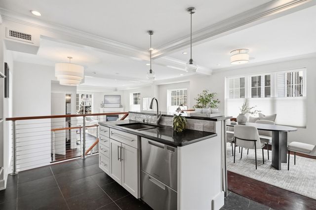 155 W 9th St. 1, Boston, MA 02127