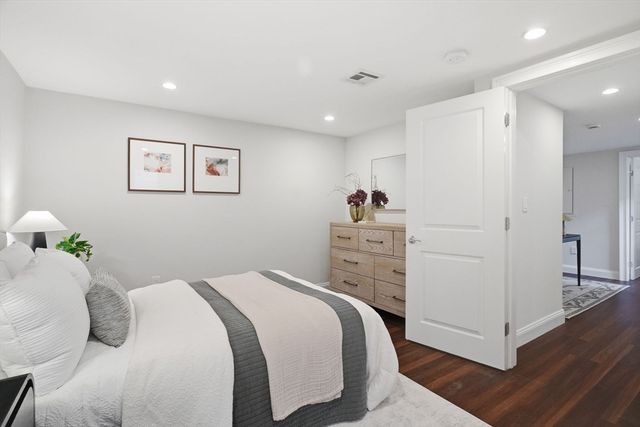 155 W 9th St. 1, Boston, MA 02127