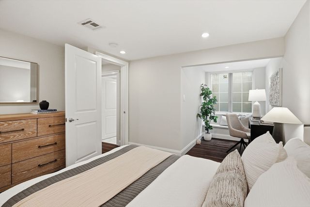 155 W 9th St. 1, Boston, MA 02127