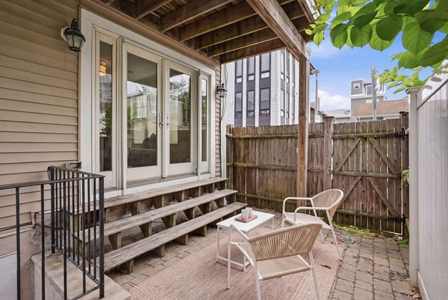 155 W 9th St. 1, Boston, MA 02127