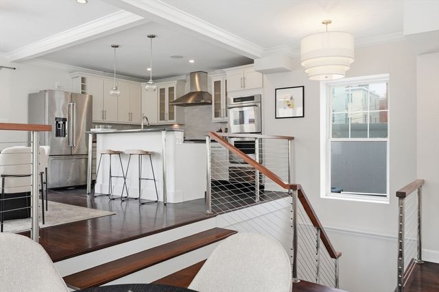 155 W 9th St. 1, Boston, MA 02127