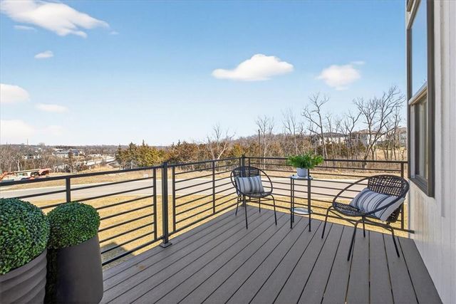 9312 Freedom Street, Lenexa, KS 66227