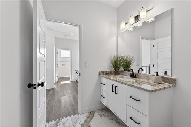 9312 Freedom Street, Lenexa, KS 66227