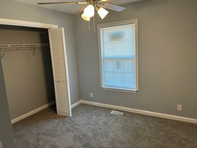 1047 Tylertown Rd, Clarksville, TN 37040