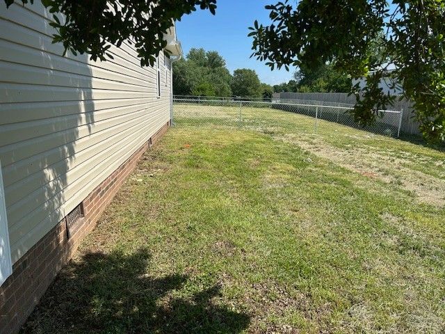 1047 Tylertown Rd, Clarksville, TN 37040