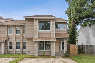 5525 Campus DR, Virginia Beach, VA 23462