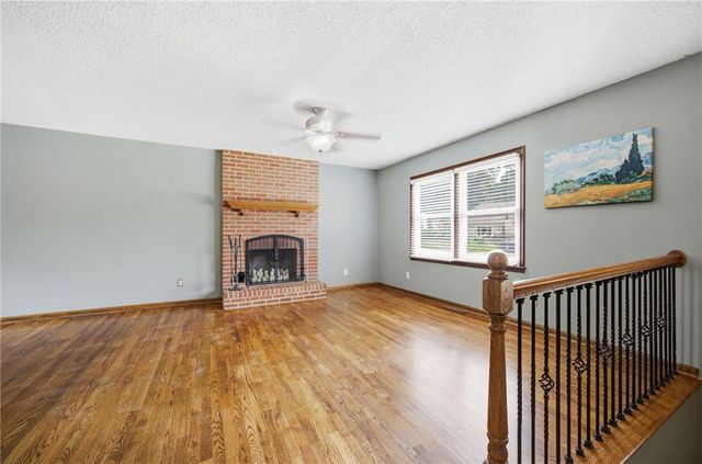 9214 Mastin Street, Overland Park, KS 66212