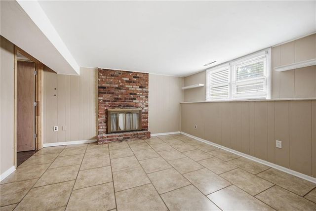 9214 Mastin Street, Overland Park, KS 66212