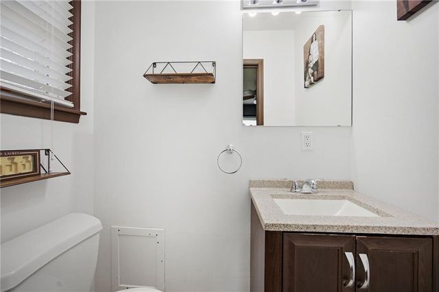 9214 Mastin Street, Overland Park, KS 66212