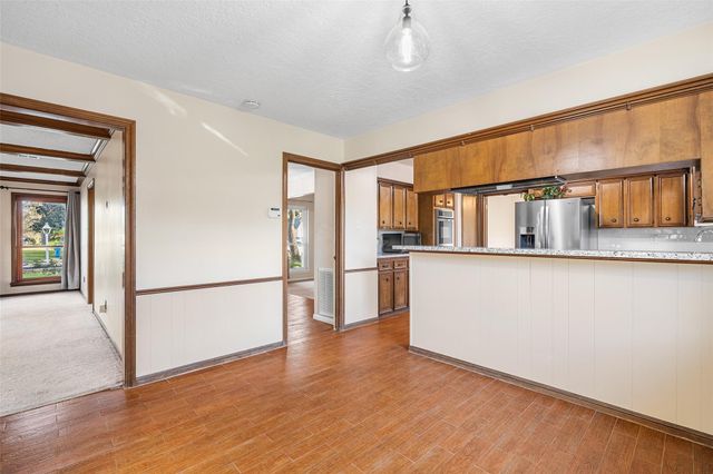 723 Shadowbrook Drive, Spring, TX 77380