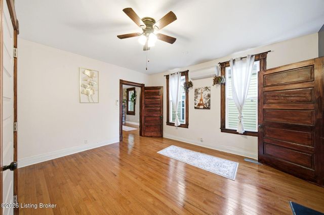 921 Mary St, Louisville, KY 40204