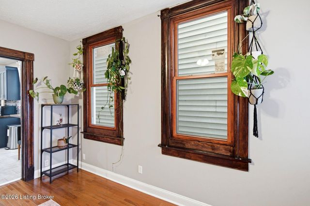 921 Mary St, Louisville, KY 40204