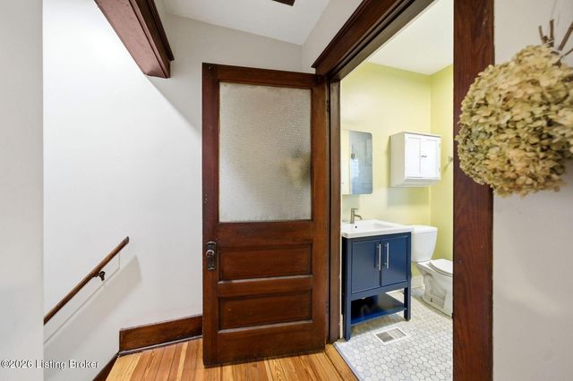 921 Mary St, Louisville, KY 40204