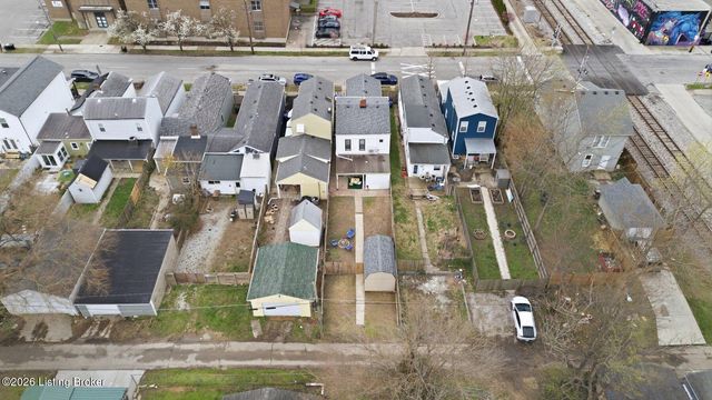 921 Mary St, Louisville, KY 40204