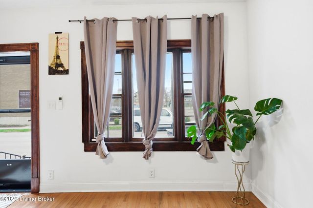 921 Mary St, Louisville, KY 40204