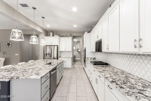 22903 E SONOQUI Boulevard, Queen Creek, AZ 85142