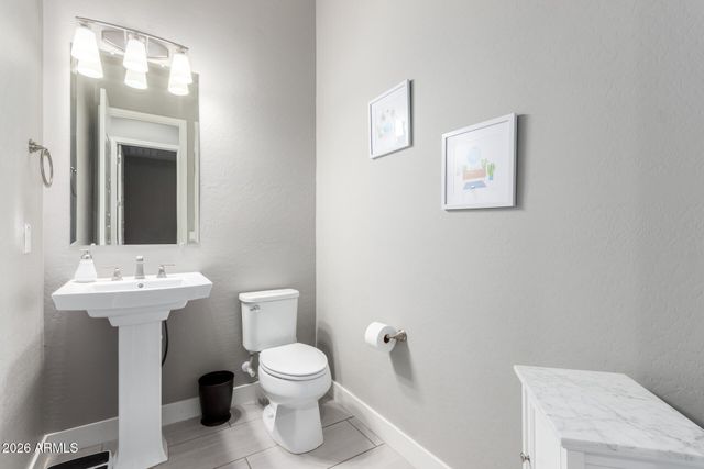 22903 E SONOQUI Boulevard, Queen Creek, AZ 85142