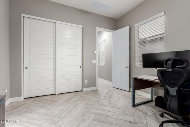 22903 E SONOQUI Boulevard, Queen Creek, AZ 85142