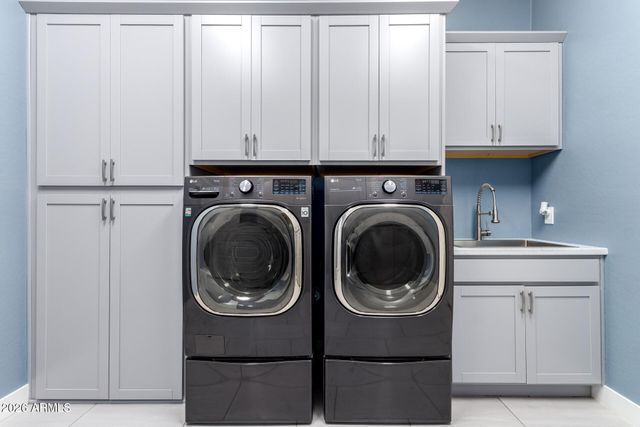 22903 E SONOQUI Boulevard, Queen Creek, AZ 85142