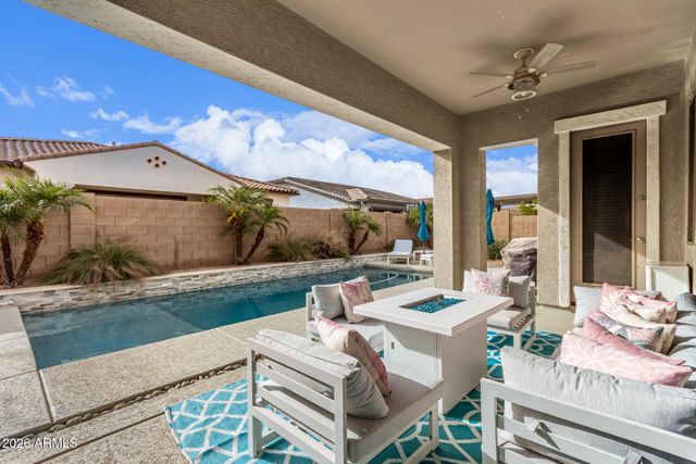 22903 E SONOQUI Boulevard, Queen Creek, AZ 85142