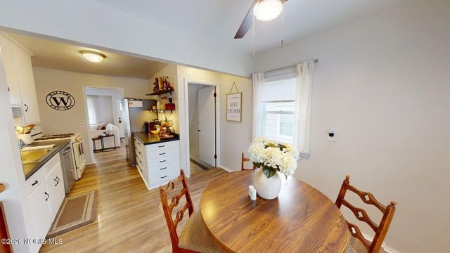 2919 Lutaway Drive, Toledo, OH 43614