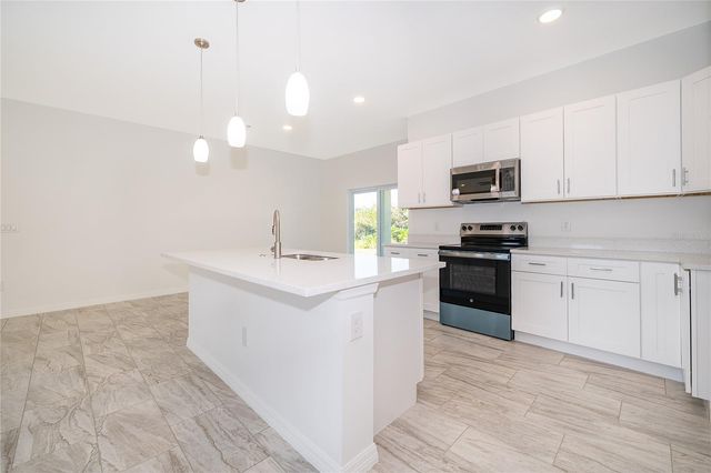 600 ROSARO COURT, Kissimmee, FL 34758