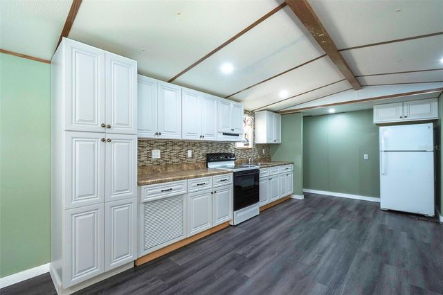 6377 W FLANDERS LANE, Crystal River, FL 34429