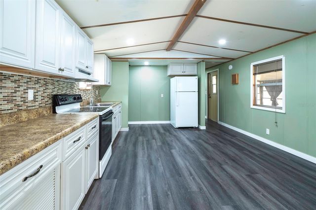 6377 W FLANDERS LANE, Crystal River, FL 34429