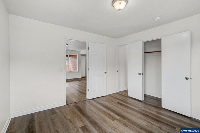 407 Jersey St, Silverton, OR 97381