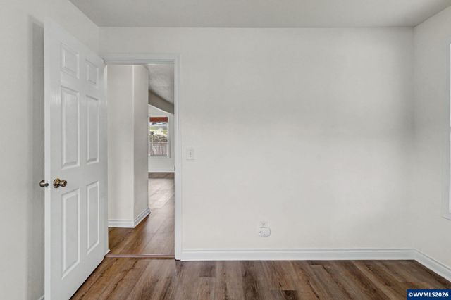 407 Jersey St, Silverton, OR 97381