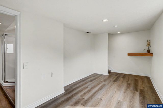 407 Jersey St, Silverton, OR 97381