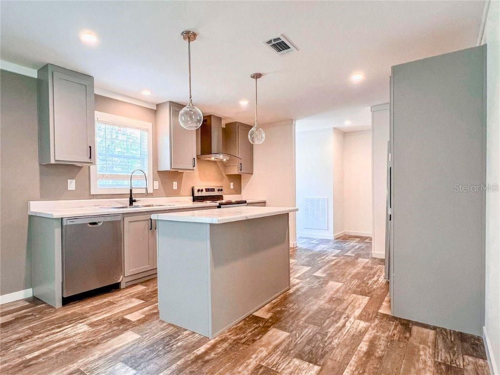 Image 7 of property listing at 16108 GUPTON STREET, Brooksville, FL 34613