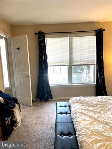 32 BATTENS CIR, Leola, PA 17540