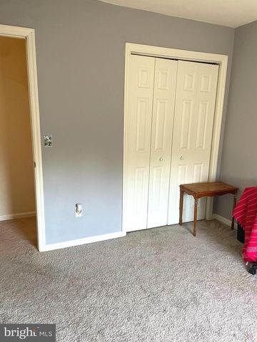 32 BATTENS CIR, Leola, PA 17540