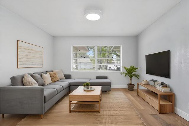 3806 N MATANZAS AVENUE, Tampa, FL 33607