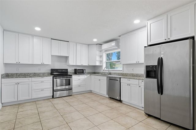 3806 N MATANZAS AVENUE, Tampa, FL 33607