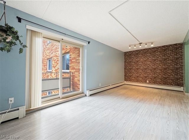 521 Tollis 396, Broadview Heights, OH 44147