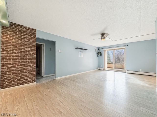 521 Tollis 396, Broadview Heights, OH 44147