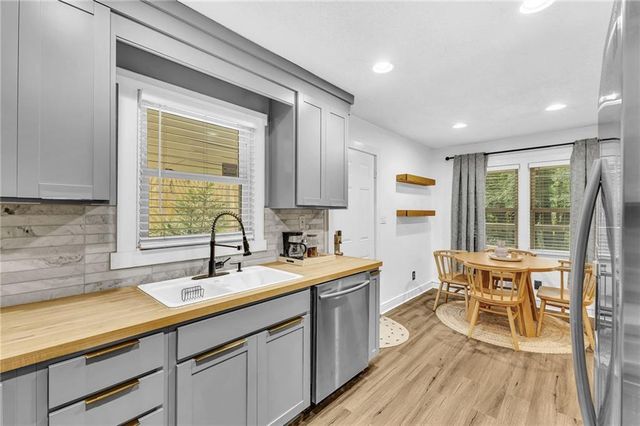 1059 Osborne SW Street, Atlanta, GA 30310