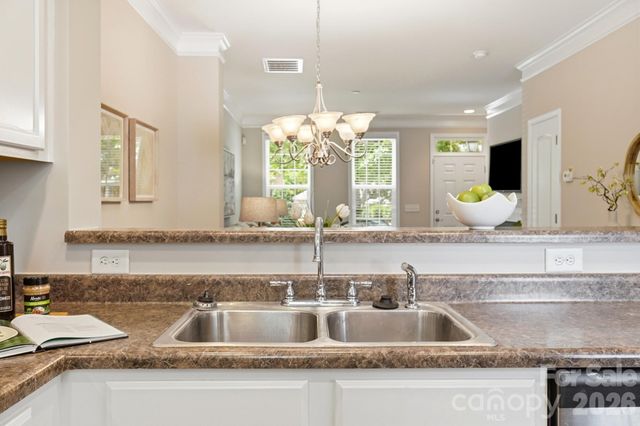 11209 Cedar Walk Lane, Charlotte, NC 28277