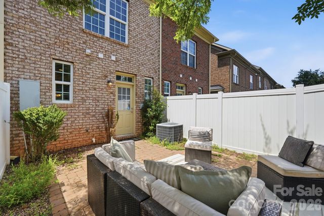 11209 Cedar Walk Lane, Charlotte, NC 28277
