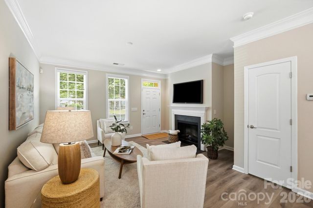 11209 Cedar Walk Lane, Charlotte, NC 28277