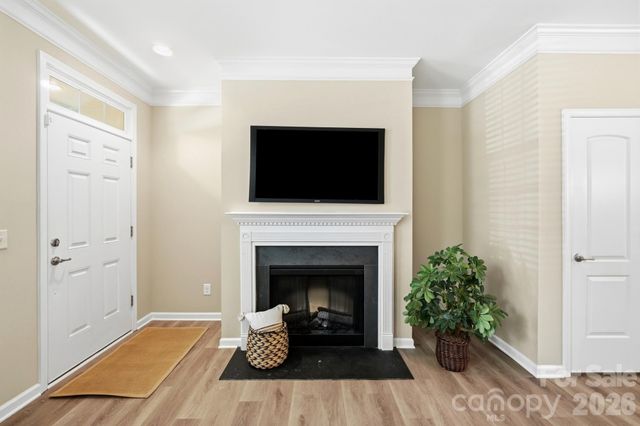 11209 Cedar Walk Lane, Charlotte, NC 28277
