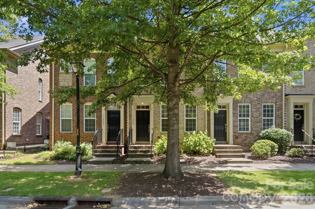11209 Cedar Walk Lane, Charlotte, NC 28277