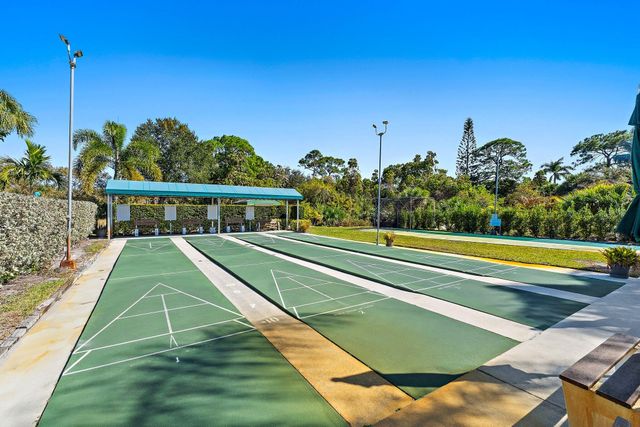 2950 SE Ocean Blvd. 135-8, Stuart, FL 34996