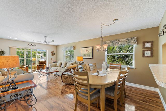 2950 SE Ocean Blvd. 135-8, Stuart, FL 34996