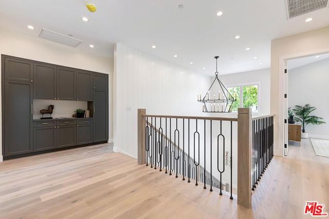 3320 Patricia Avenue, Los Angeles, CA 90064