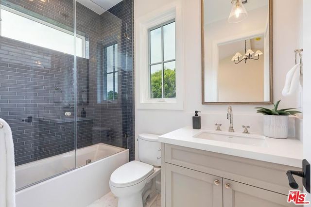 3320 Patricia Avenue, Los Angeles, CA 90064